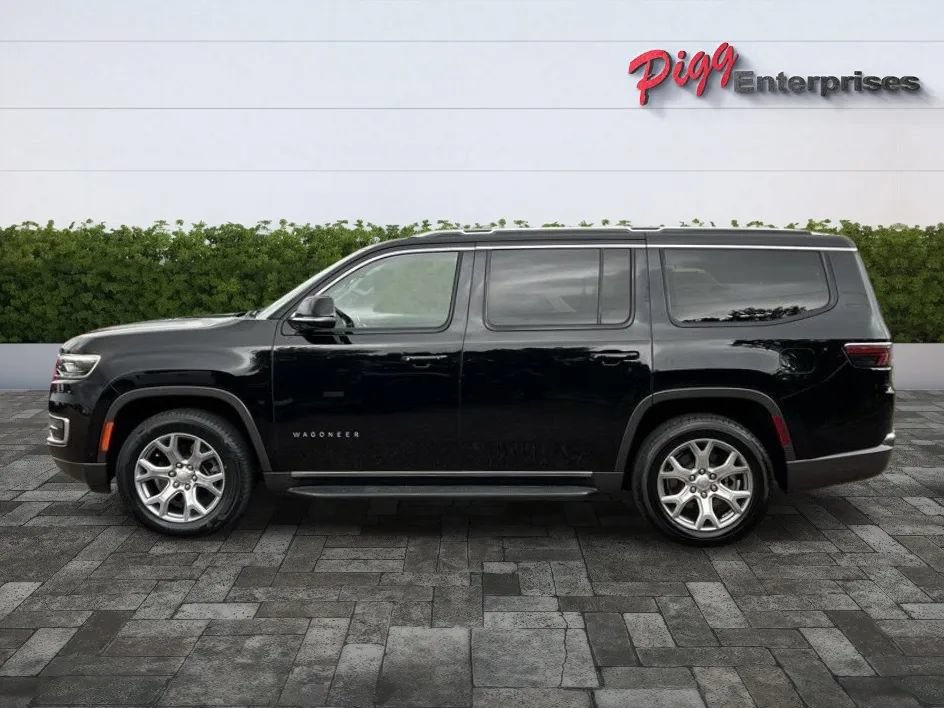 Used 2022 Jeep Wagoneer Series II AWD/4WD image 4