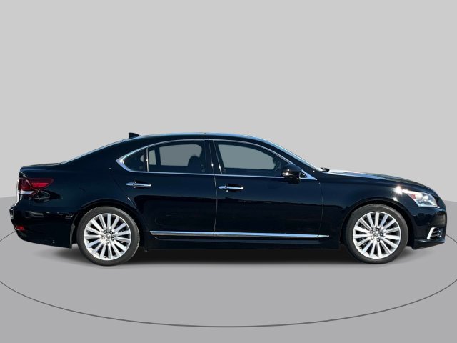 Used 2014 Lexus LS 460 w/ Comfort Package RWD image 2