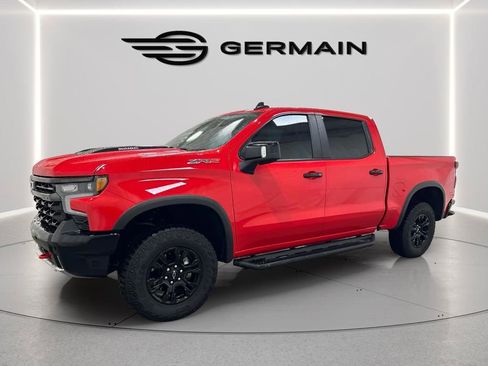 Used 2025 Chevrolet Silverado 1500 ZR2 w/ Technology Package image 2