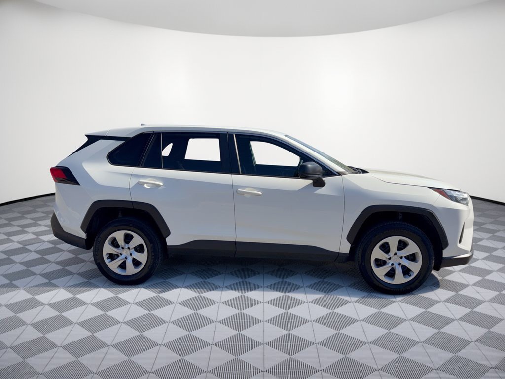 Used 2025 Toyota RAV4 LE FWD image 8