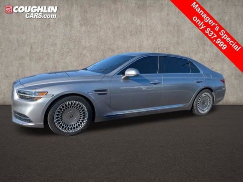 Used 2021 Genesis G90 5.0 Ultimate image 4
