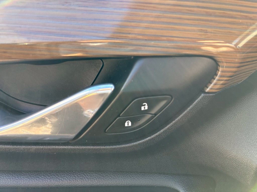 Used 2019 GMC Terrain SLE w/ Driver Convenience Package AWD/4WD image 24