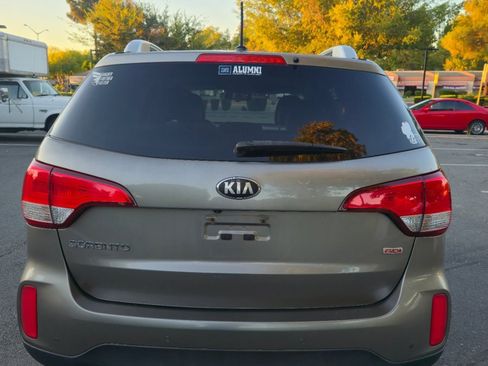 Used 2014 Kia Sorento LX AWD/4WD image 5