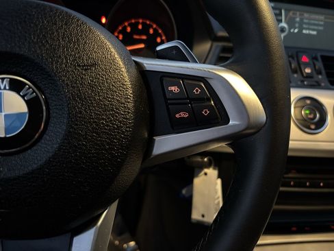 Used 2015 BMW Z4 sDrive28i image 25