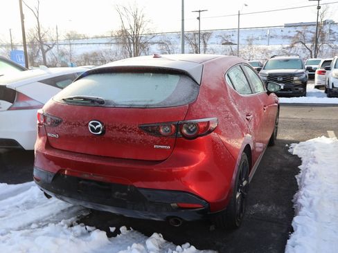 Used 2019 MAZDA MAZDA3 Premium image 5