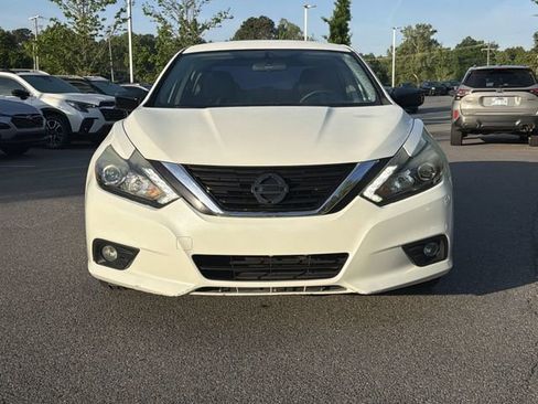 Used 2017 Nissan Altima 2.5 SR w/ Midnight Edition Package image 8