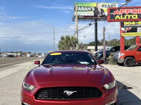 Used 2017 Ford Mustang Coupe image 1