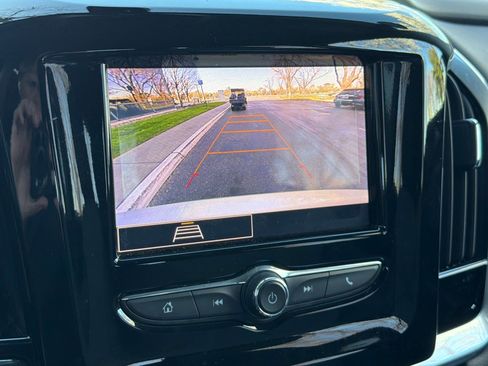 Used 2020 Chevrolet Traverse LS image 26