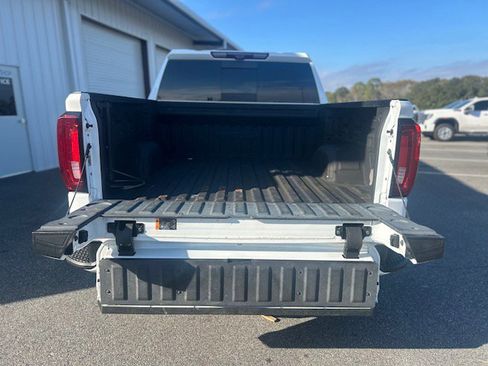 Used 2021 GMC Sierra 1500 AT4 w/ AT4 Premium Package image 10
