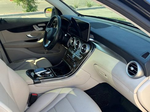 Used 2016 Mercedes-Benz GLC 300 4MATIC w/ Premium Package image 14
