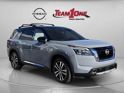 New 2025 Nissan Pathfinder Platinum
