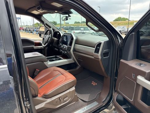 Used 2022 Ford F350 King Ranch AWD/4WD image 14