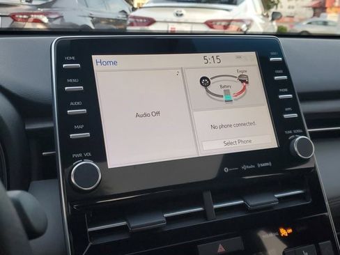 Used 2020 Toyota Avalon XLE w/ Moonroof Package image 20