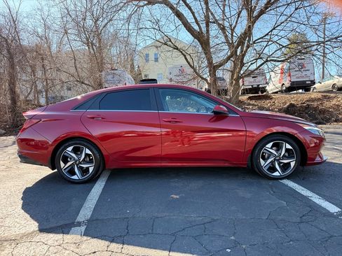 Used 2023 Hyundai Elantra Limited FWD image 15