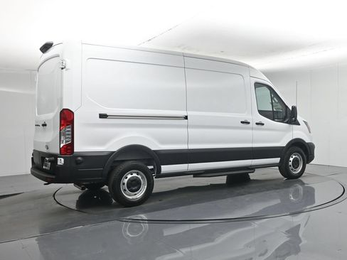 New 2026 Ford Transit 250 148 Medium Roof w/ Load Area Protection Package RWD image 25