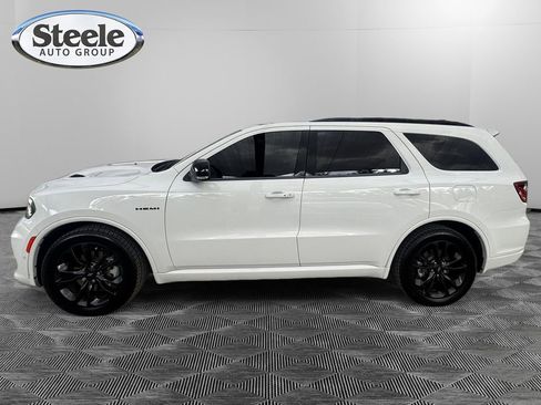 Used 2023 Dodge Durango R/T RWD image 2