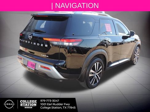 Certified 2024 Nissan Pathfinder Platinum image 4