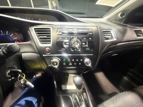 Used 2015 Honda Civic LX image 29