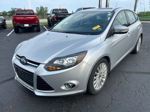 Used 2012 Ford Focus Titanium FWD image 9