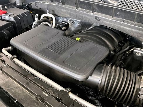 Used 2025 Chevrolet Silverado 1500 LT image 30