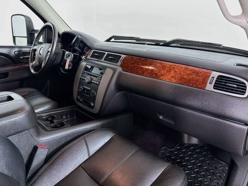 Used 2013 GMC Sierra 3500 SLT AWD/4WD image 28