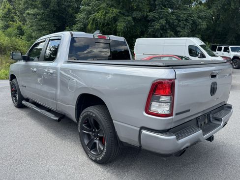 Used 2022 RAM 1500 Big Horn w/ Night Edition RWD image 7