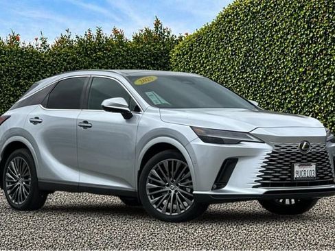 Used 2025 Lexus RX 350 w/ Convenience Package AWD/4WD image 2