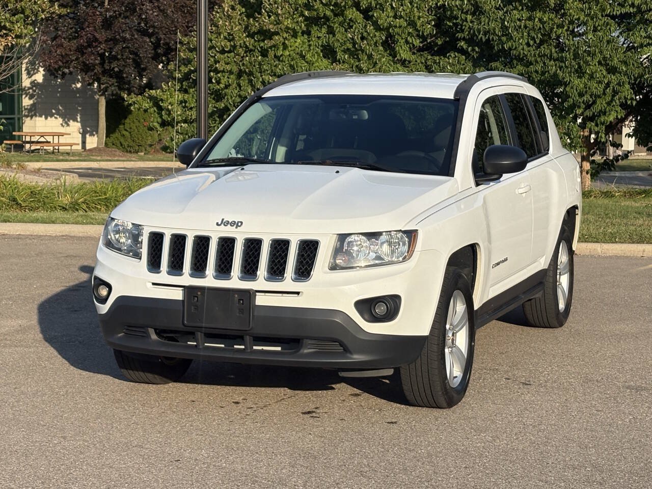 Used 2017 Jeep Compass Sport w/ Power Value Group AWD/4WD image 3