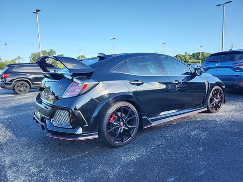 Used 2018 Honda Civic Type R image 5