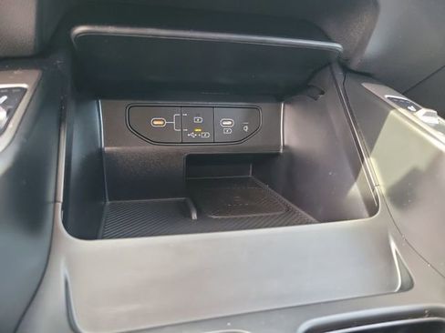 Used 2025 Kia Sorento EX image 30