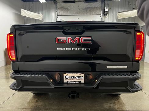 New 2026 GMC Sierra 1500 Elevation image 4