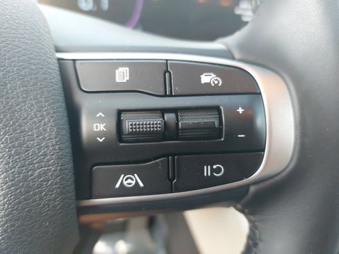 Used 2024 Kia Sportage EX FWD image 17