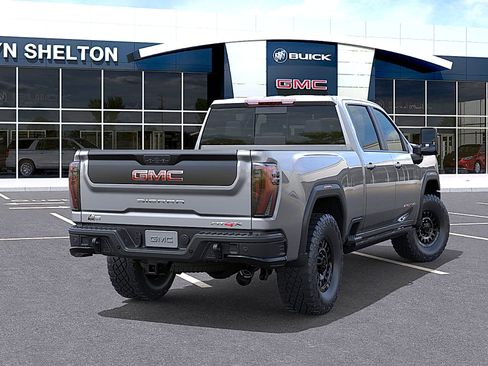 New 2025 GMC Sierra 2500 AT4X w/ AT4X AEV Edition image 4
