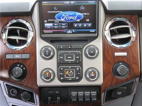 Used 2015 Ford F250 Lariat w/ Lariat Ultimate Package image 8