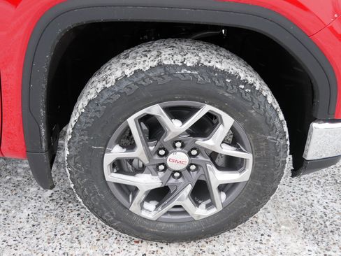 New 2026 GMC Sierra 1500 SLE w/ X31 Off-Road Package image 3