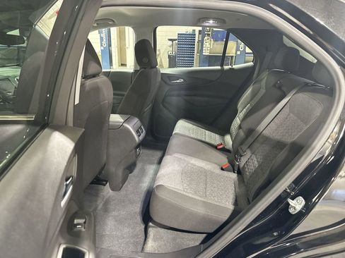 Used 2024 Chevrolet Equinox LT image 23