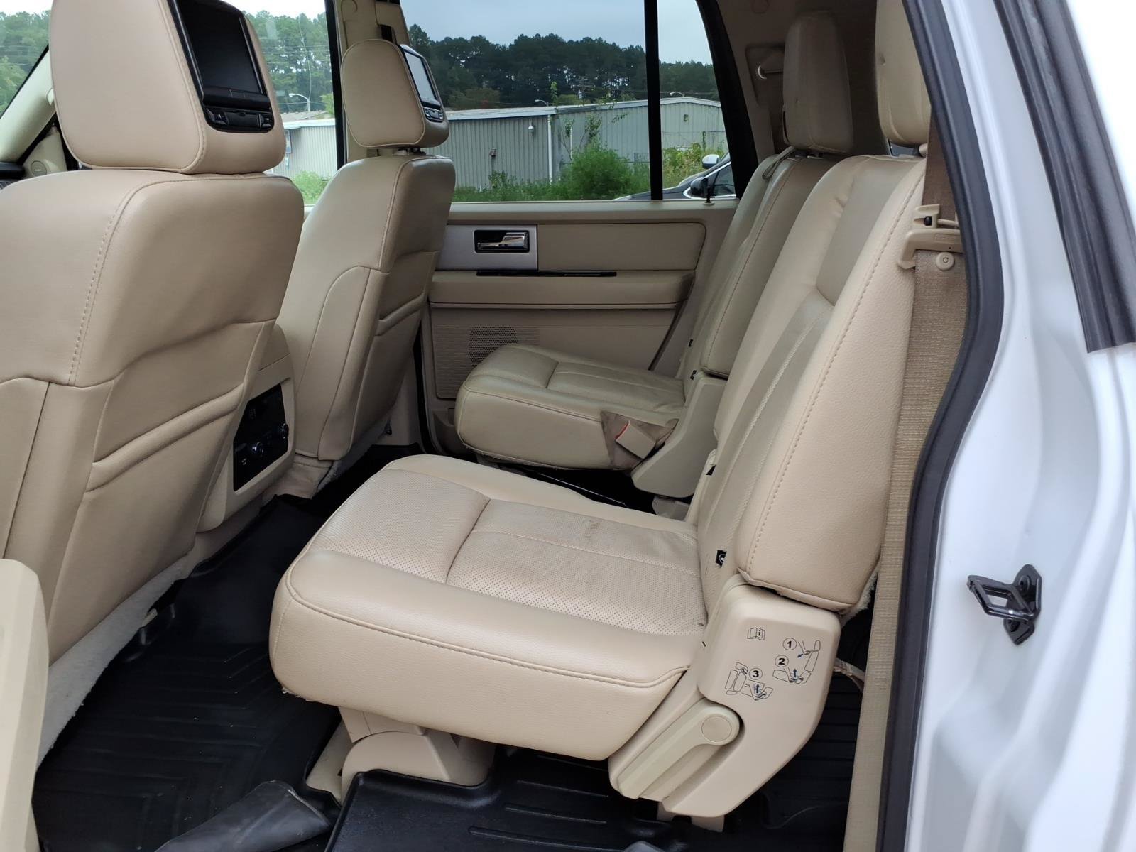 Used 2017 Ford Expedition EL Limited RWD image 10