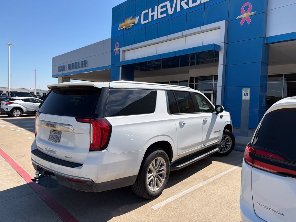 Used 2023 GMC Yukon XL SLT RWD image 2