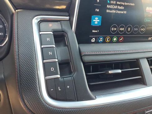 Used 2021 Chevrolet Tahoe RST w/ Luxury Package AWD/4WD image 28
