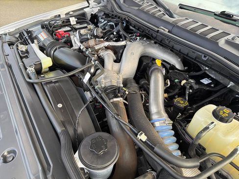 Used 2022 Ford F250 Lariat w/ Lariat Ultimate Package image 14