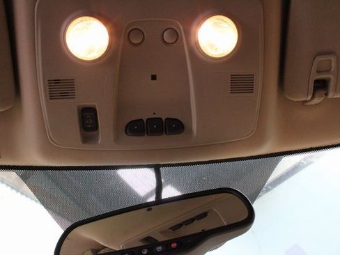 Used 2013 Buick Enclave Premium image 12