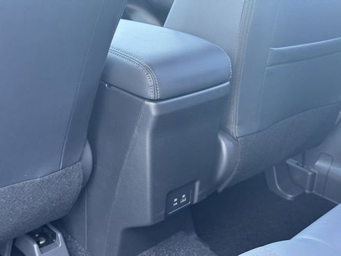 New 2025 Mitsubishi Eclipse Cross image 11