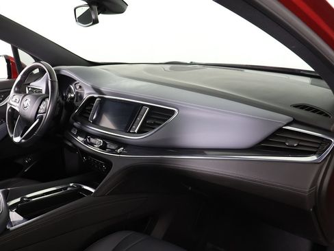 Used 2023 Buick Enclave Essence w/ Sport Touring Edition FWD image 28