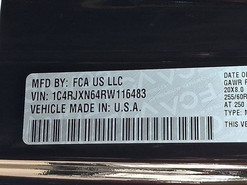 Used 2024 Jeep Wrangler Unlimited AWD/4WD image 29