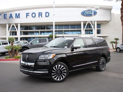 Certified 2023 Lincoln Navigator L Black Label image 2