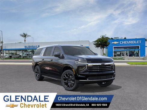 New 2026 Chevrolet Suburban LT w/ Comfort Package image 1