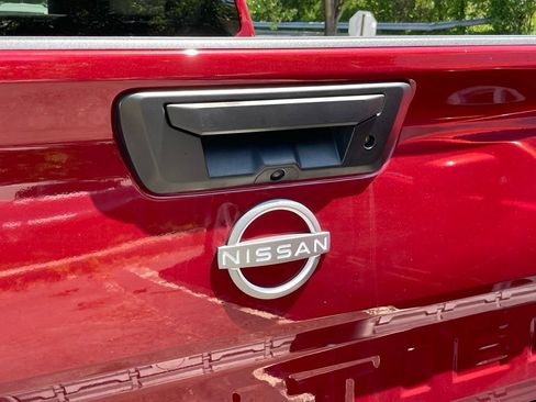 Certified 2024 Nissan Frontier SV AWD/4WD image 32