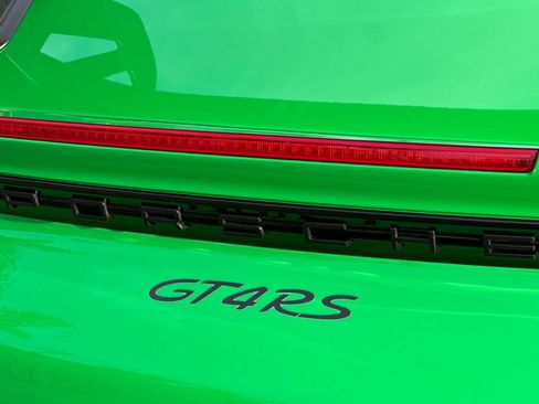 Used 2025 Porsche 718 Cayman GT4 RS image 27