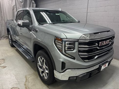 New 2026 GMC Sierra 1500 SLT w/ SLT Premium Plus Package AWD/4WD image 5