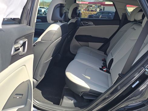 New 2026 Kia Sportage EX image 9